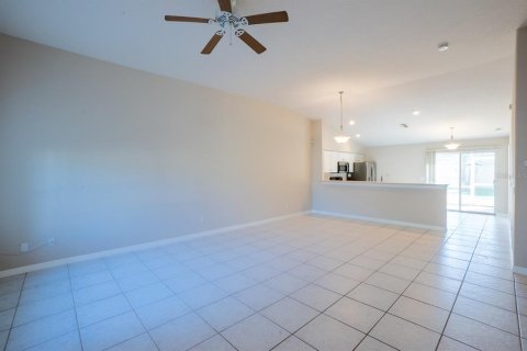Commercial property in Palm Coast, Florida 6 bedrooms, 240.43 sq.m. № 2094691 - photo 3