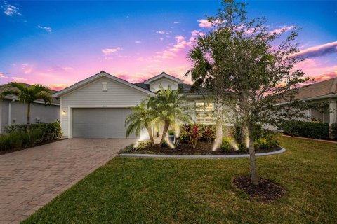 House in Port Charlotte, Florida 3 bedrooms, 155.15 sq.m. № 2115032