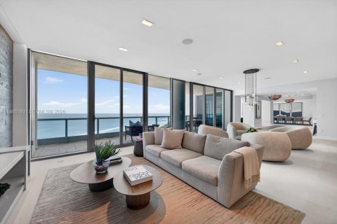 Condo à Miami Beach, Floride, 6 chambres  № 2080238