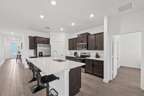 House in Jensen Beach, Florida 3 bedrooms, 169.08 sq.m. № 2086993 - photo 3