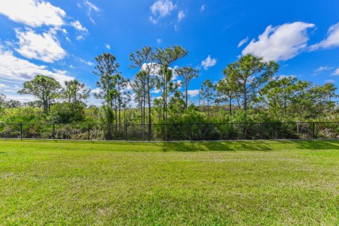 House in Jensen Beach, Florida 3 bedrooms, 169.08 sq.m. № 2086993 - photo 23