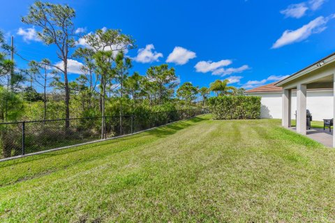 House in Jensen Beach, Florida 3 bedrooms, 169.08 sq.m. № 2086993 - photo 24