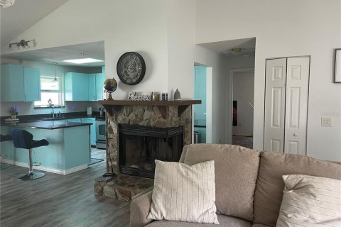 Casa en venta en Brooksville, Florida, 3 dormitorios, 130.06 m2 № 2128557 - foto 3