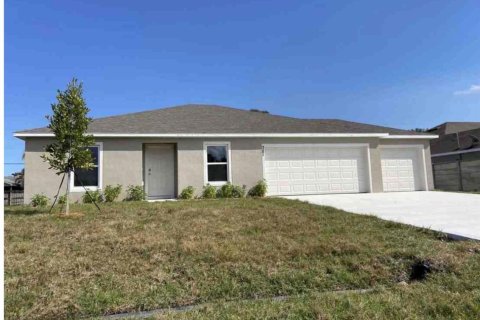 Villa ou maison à Port St. Lucie, Floride 3 chambres, 141.03 m2 № 2086048