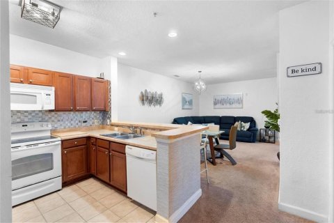 Apartamento en alquiler en Kissimmee, Florida, 3 dormitorios, 117.89 m2 № 1908471 - foto 3