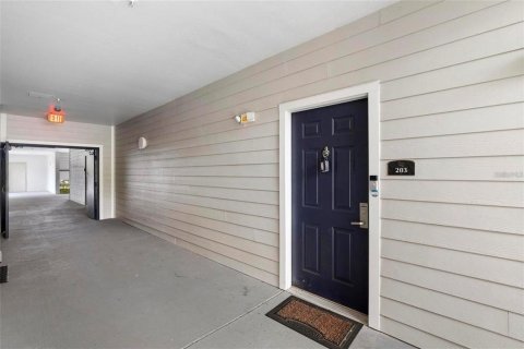 Apartamento en alquiler en Kissimmee, Florida, 3 dormitorios, 117.89 m2 № 1908471 - foto 2