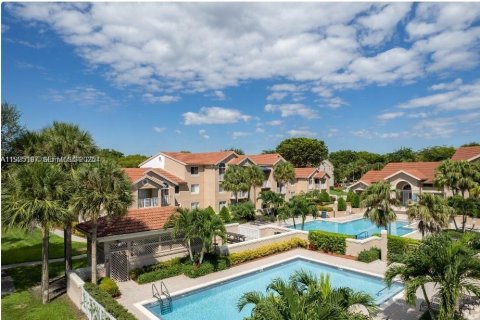 Купить кондоминиум в Майами, Флорида 1 спальня, 72.28м2, № 1985888 - фото 3