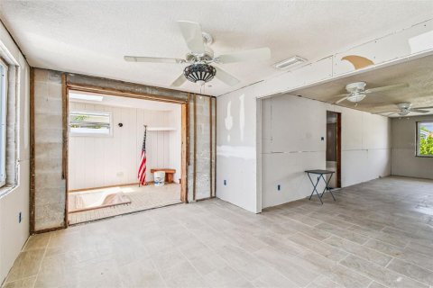 House in Hudson, Florida 2 bedrooms, 158.68 sq.m. № 1856454 - photo 20