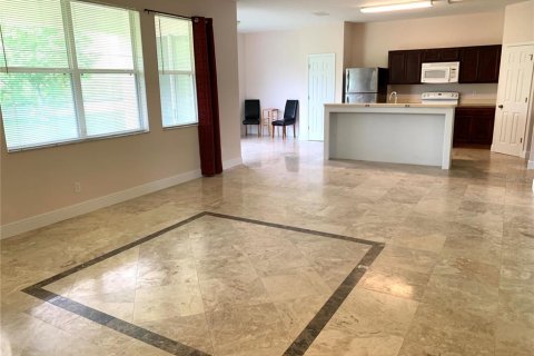 House in Clermont, Florida 5 bedrooms, 308.9 sq.m. № 1363870 - photo 6