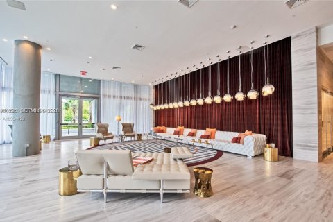 Снять в аренду кондоминиум в Санрайз, Флорида 2 спальни, 97.55м2, № 1997883 - фото 3