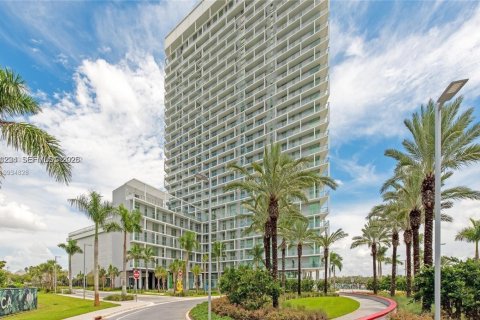 Кондоминиум с 2 спальнями в Санрайз, Флорида № 1997883