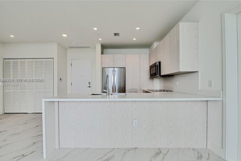 Снять в аренду кондоминиум в Санрайз, Флорида 2 спальни, 97.55м2, № 1997883 - фото 4