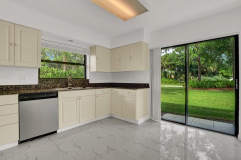 Adosado en venta en Palm City, Florida, 3 dormitorios, 139.63 m2 № 2078379 - foto 10