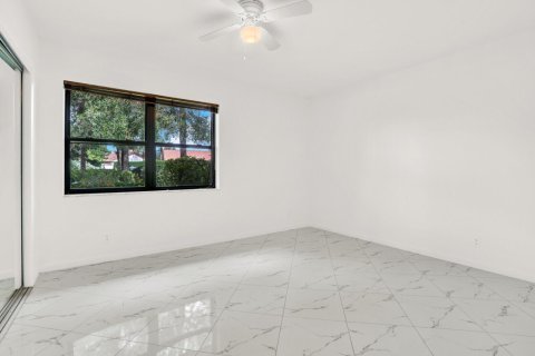 Adosado en venta en Palm City, Florida, 3 dormitorios, 139.63 m2 № 2078379 - foto 22
