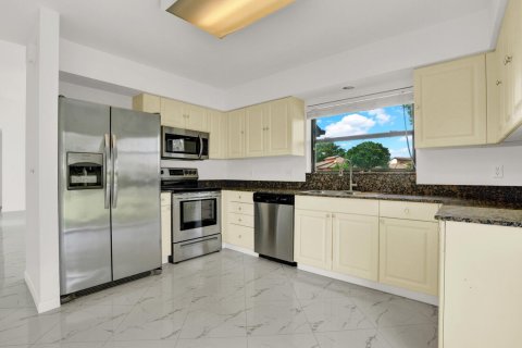 Adosado en venta en Palm City, Florida, 3 dormitorios, 139.63 m2 № 2078379 - foto 11