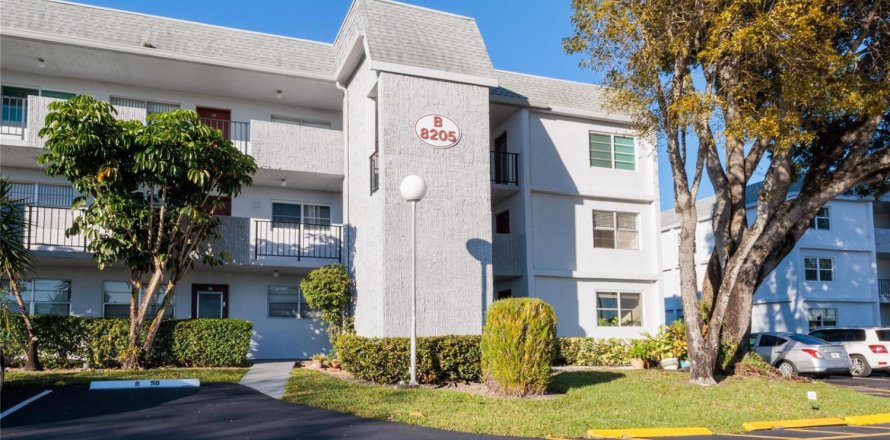 Condo à Tamarac, Floride, 2 chambres № 2185209