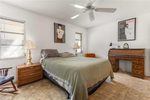 Casa en venta en Palm Harbor, Florida, 2 dormitorios, 166.67 m2 № 2386277 - foto 18