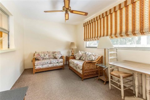 Casa en venta en Palm Harbor, Florida, 2 dormitorios, 166.67 m2 № 2386277 - foto 23