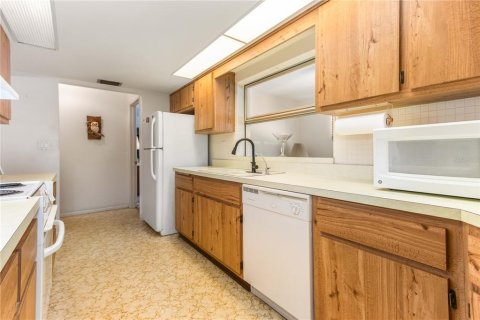 Casa en venta en Palm Harbor, Florida, 2 dormitorios, 166.67 m2 № 2386277 - foto 7
