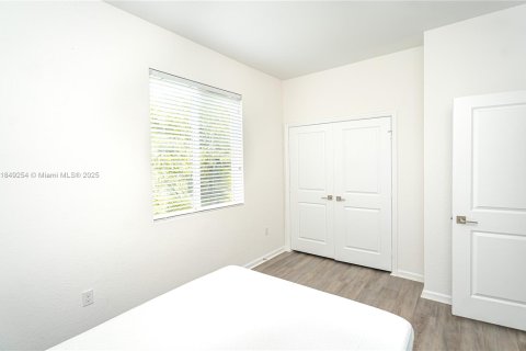 Купить таунхаус в Майами-Гарденс, Флорида 2 спальни, 114.08м2, № 1961675 - фото 15