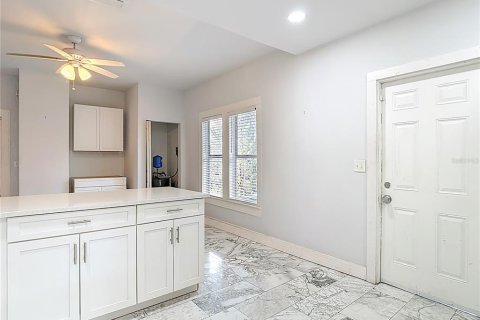 Casa en venta en Tampa, Florida, 4 dormitorios, 171.87 m2 № 2149473 - foto 23