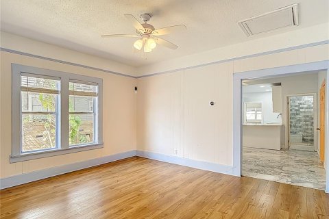 Casa en venta en Tampa, Florida, 4 dormitorios, 171.87 m2 № 2149473 - foto 11