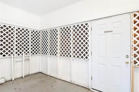 Casa en venta en Tampa, Florida, 4 dormitorios, 171.87 m2 № 2149473 - foto 8
