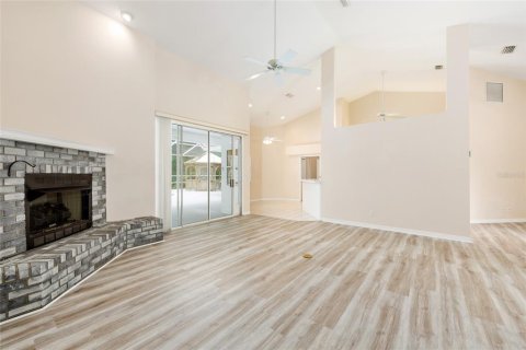 House in Dunnellon, Florida 3 bedrooms, 203.55 sq.m. № 1786652 - photo 15