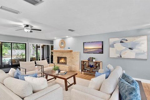 Casa en venta en Apopka, Florida, 4 dormitorios, 188.22 m2 № 2420213 - foto 7