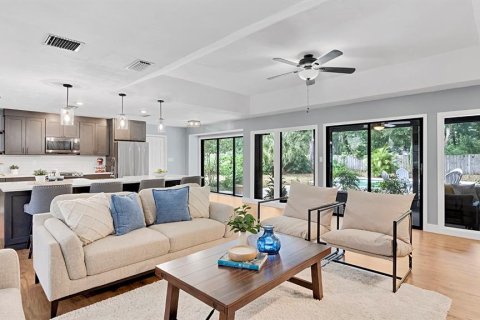 Casa en venta en Apopka, Florida, 4 dormitorios, 188.22 m2 № 2420213 - foto 6