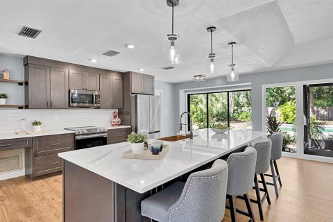 Casa en venta en Apopka, Florida, 4 dormitorios, 188.22 m2 № 2420213 - foto 10