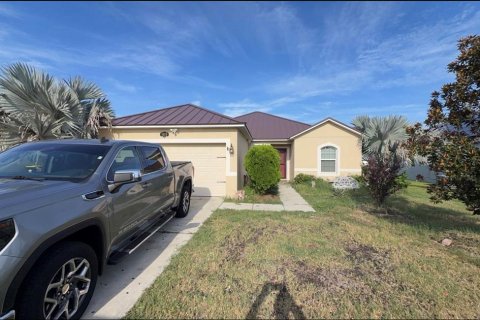 Villa ou maison à vendre à Auburndale, Floride: 3 chambres, 143.16 m2 № 2436772 - photo 2