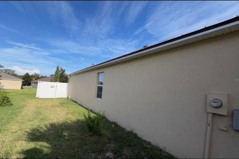 Villa ou maison à vendre à Auburndale, Floride: 3 chambres, 143.16 m2 № 2436772 - photo 6