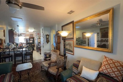 Villa ou maison à vendre à Auburndale, Floride: 3 chambres, 143.16 m2 № 2436772 - photo 19