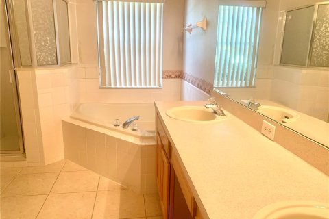 House in Orlando, Florida 3 bedrooms, 160.54 sq.m. № 1822973 - photo 6