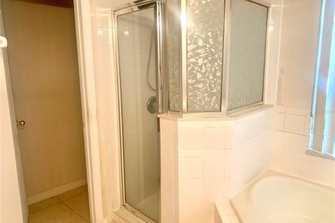 House in Orlando, Florida 3 bedrooms, 160.54 sq.m. № 1822973 - photo 7