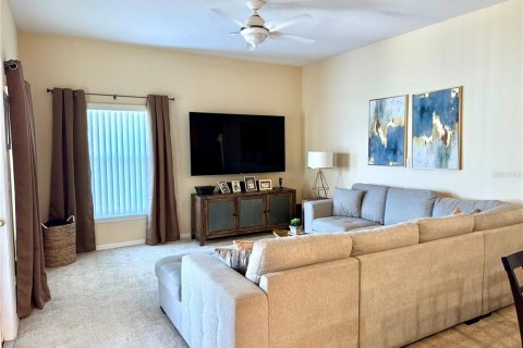 House in Orlando, Florida 3 bedrooms, 160.54 sq.m. № 1822973 - photo 5