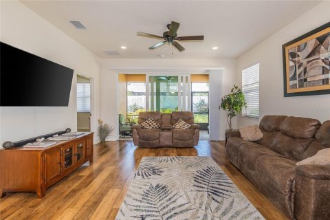 Casa en venta en Winter Haven, Florida, 2 dormitorios, 123.47 m2 № 1717131 - foto 4