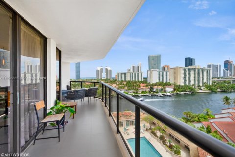 Condo in Aventura, Florida, 2 bedrooms  № 1997529