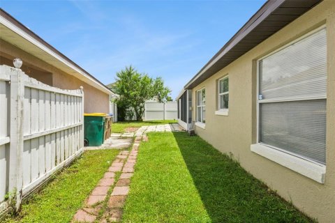 Casa en venta en Kissimmee, Florida, 3 dormitorios, 129.32 m2 № 2167392 - foto 20