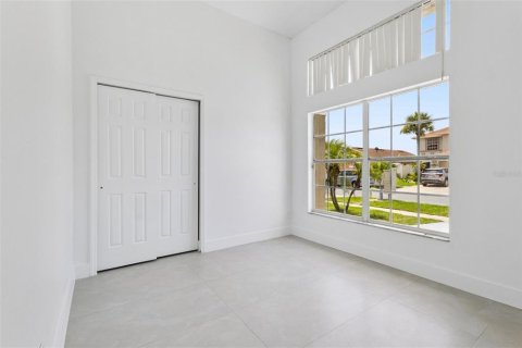 Casa en venta en Kissimmee, Florida, 3 dormitorios, 129.32 m2 № 2167392 - foto 13