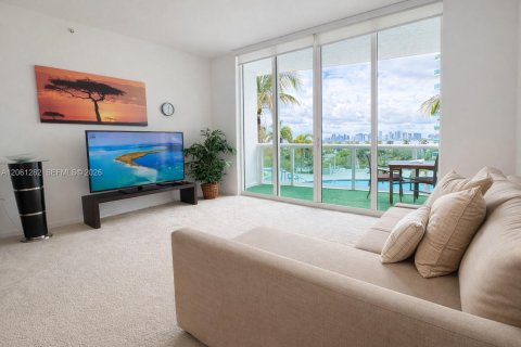 Copropriété à louer à North Bay Village, Floride: 2 chambres, 116.22 m2 № 2273821 - photo 5