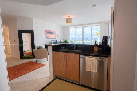 Copropriété à louer à North Bay Village, Floride: 2 chambres, 116.22 m2 № 2273821 - photo 12