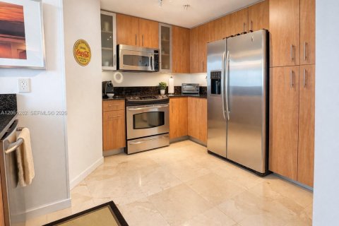 Copropriété à louer à North Bay Village, Floride: 2 chambres, 116.22 m2 № 2273821 - photo 13