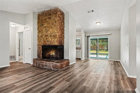 Villa ou maison à vendre à Winter Springs, Floride: 3 chambres, 112.41 m2 № 2222824 - photo 2