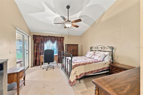 Condo in Sun City Center, Florida, 2 bedrooms № 2368813 - photo 22