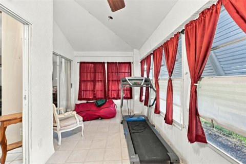 Condo in Sun City Center, Florida, 2 bedrooms № 2368813 - photo 30