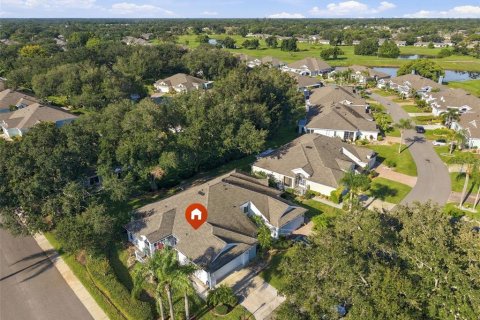 Condo in Sun City Center, Florida, 2 bedrooms № 2368813 - photo 3