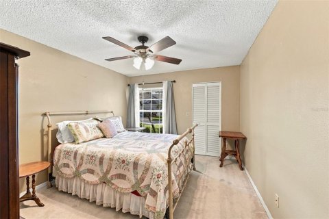 Condo in Sun City Center, Florida, 2 bedrooms № 2368813 - photo 28