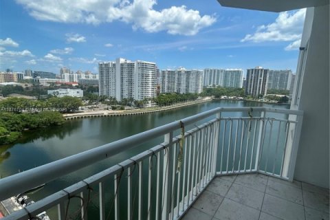 Купить кондоминиум в Авентура, Флорида 2 спальни, 116.22м2, № 1924376 - фото 29